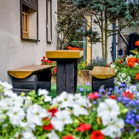 Ciukrowa Chatka Sauna & Jacuzzi Poronin Kültér fotó