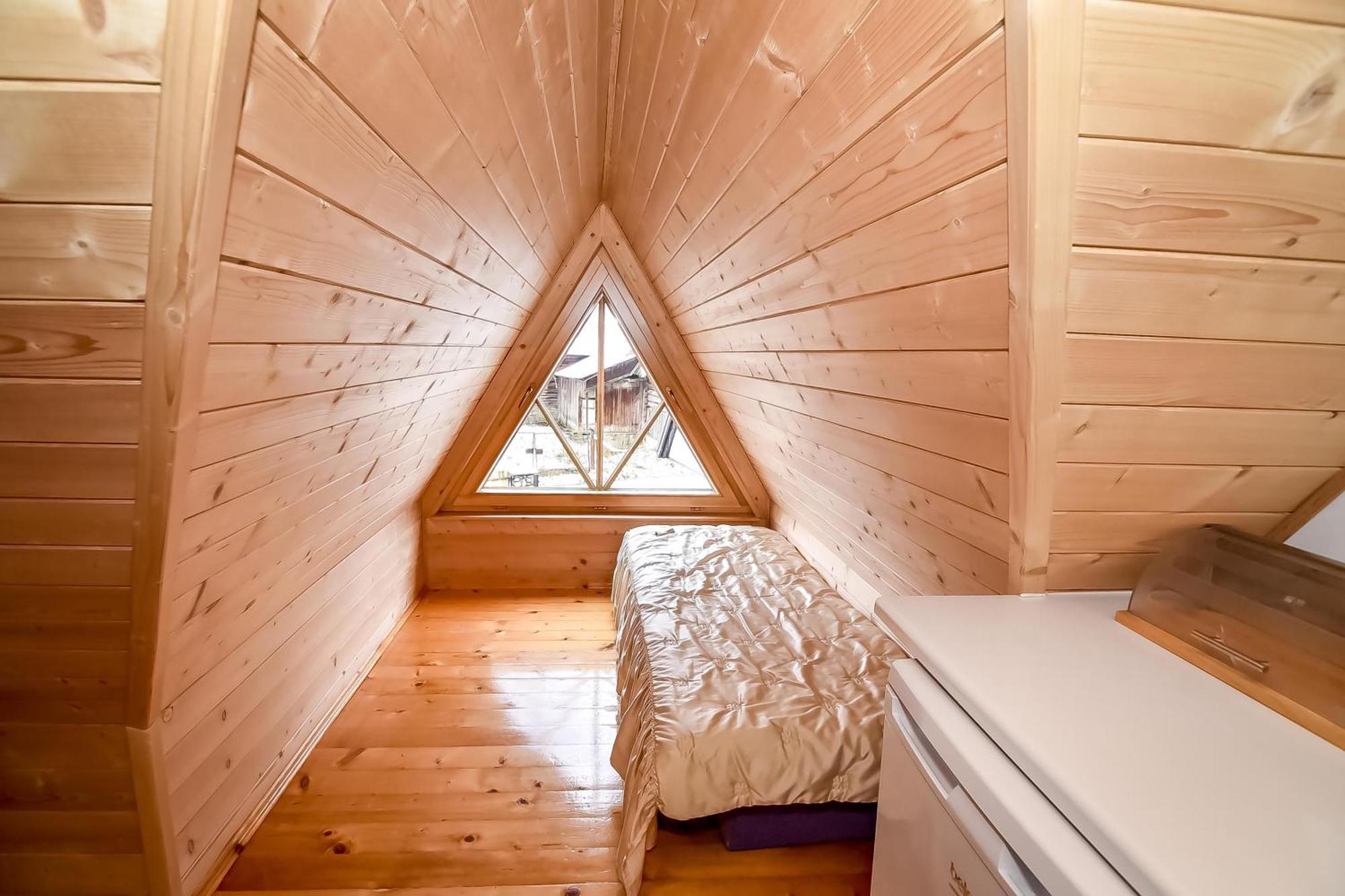 Ciukrowa Chatka Sauna & Jacuzzi Poronin Kültér fotó