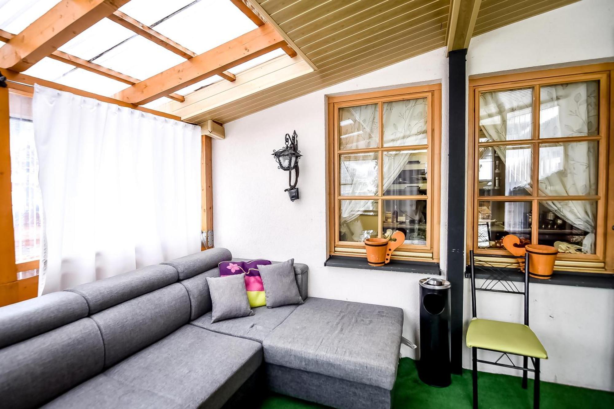 Ciukrowa Chatka Sauna & Jacuzzi Poronin Kültér fotó