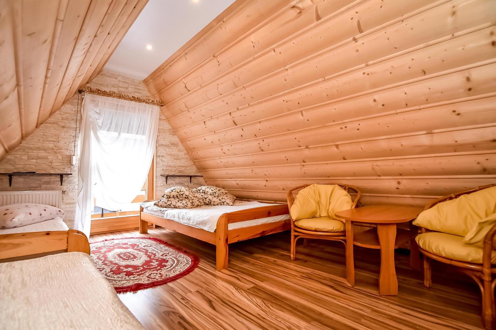 Ciukrowa Chatka Sauna & Jacuzzi Poronin Kültér fotó