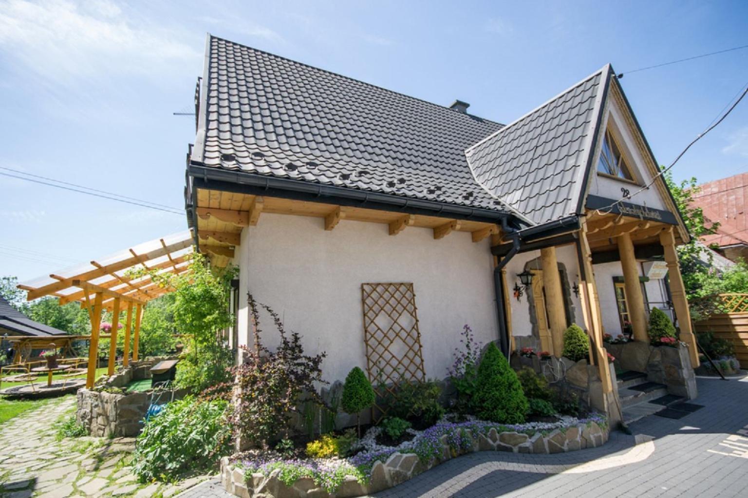 Ciukrowa Chatka Sauna & Jacuzzi Poronin Kültér fotó