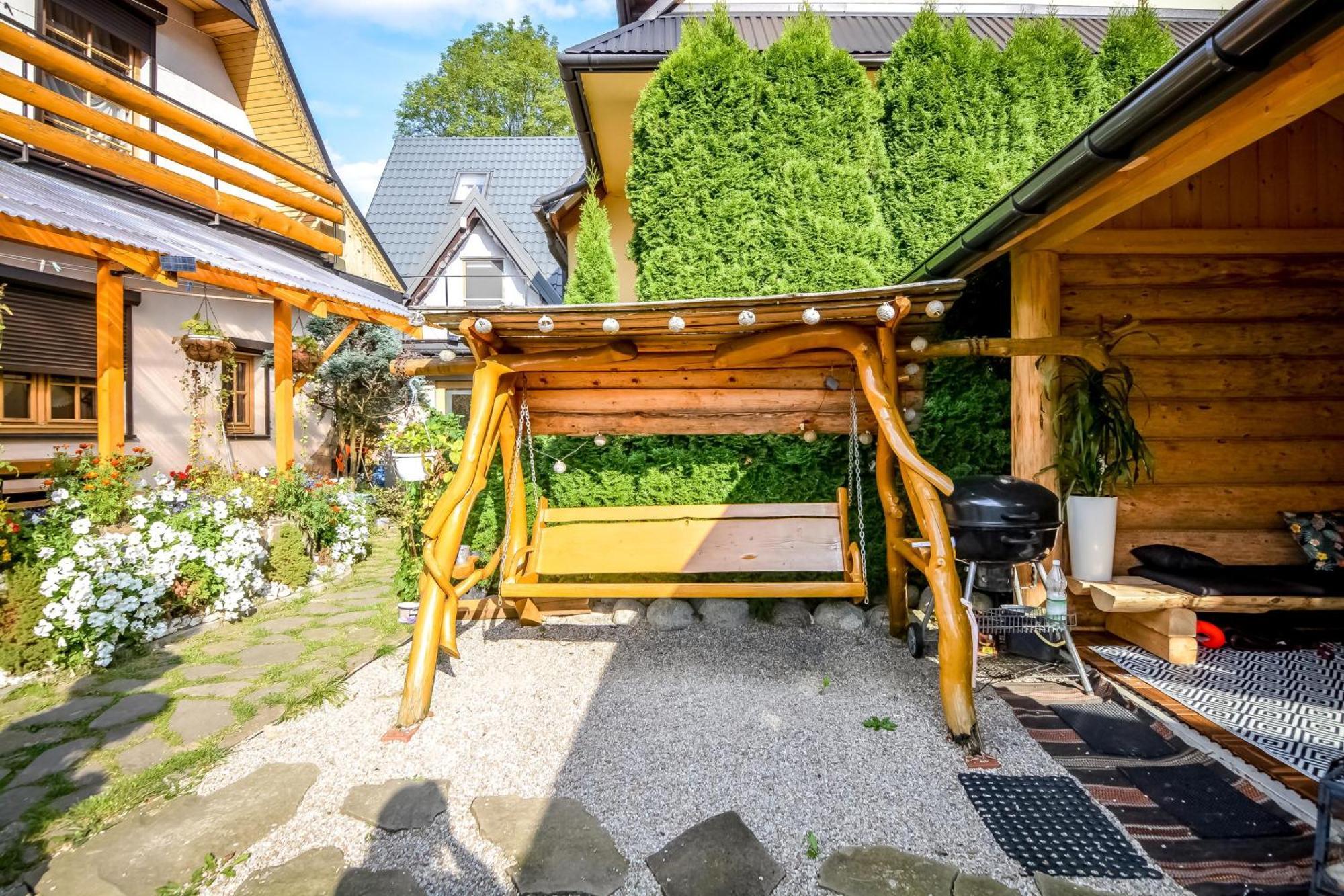 Ciukrowa Chatka Sauna & Jacuzzi Poronin Kültér fotó