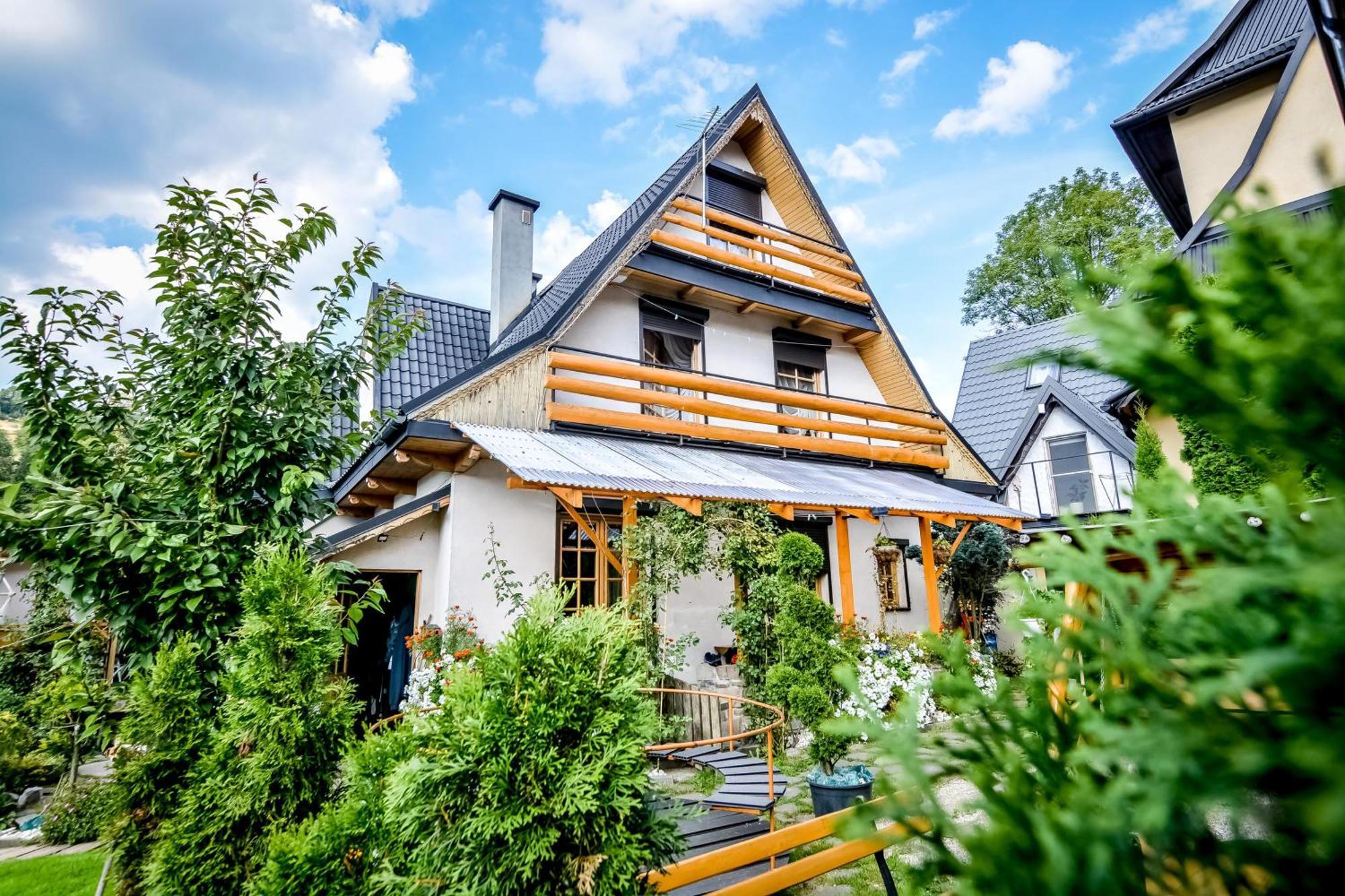 Ciukrowa Chatka Sauna & Jacuzzi Poronin Kültér fotó